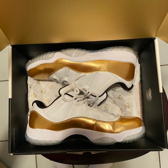 Closing ceremony low 11’s - Picture 5 of 6